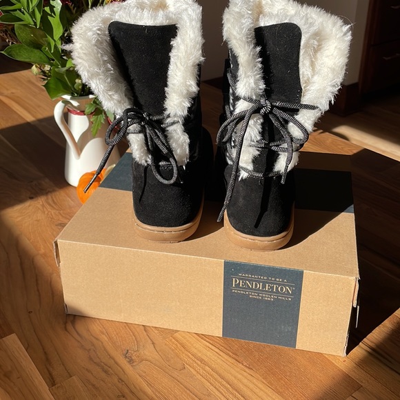 Pendleton booties - Picture 2 of 5